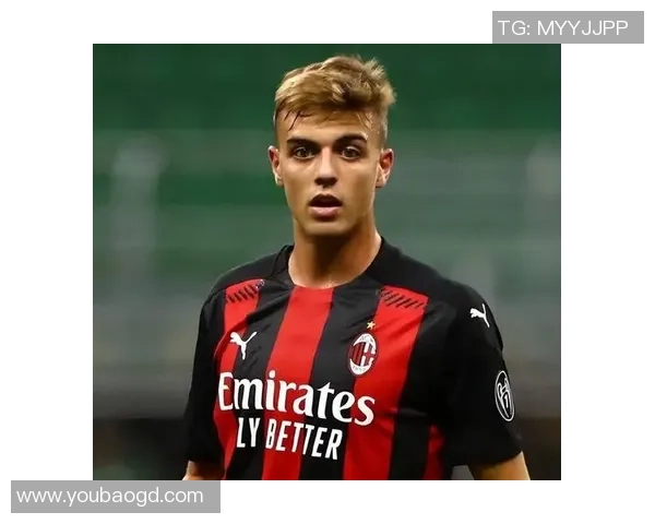 足球射门最帅球星盘点 谁的进球最具视觉冲击力与艺术感